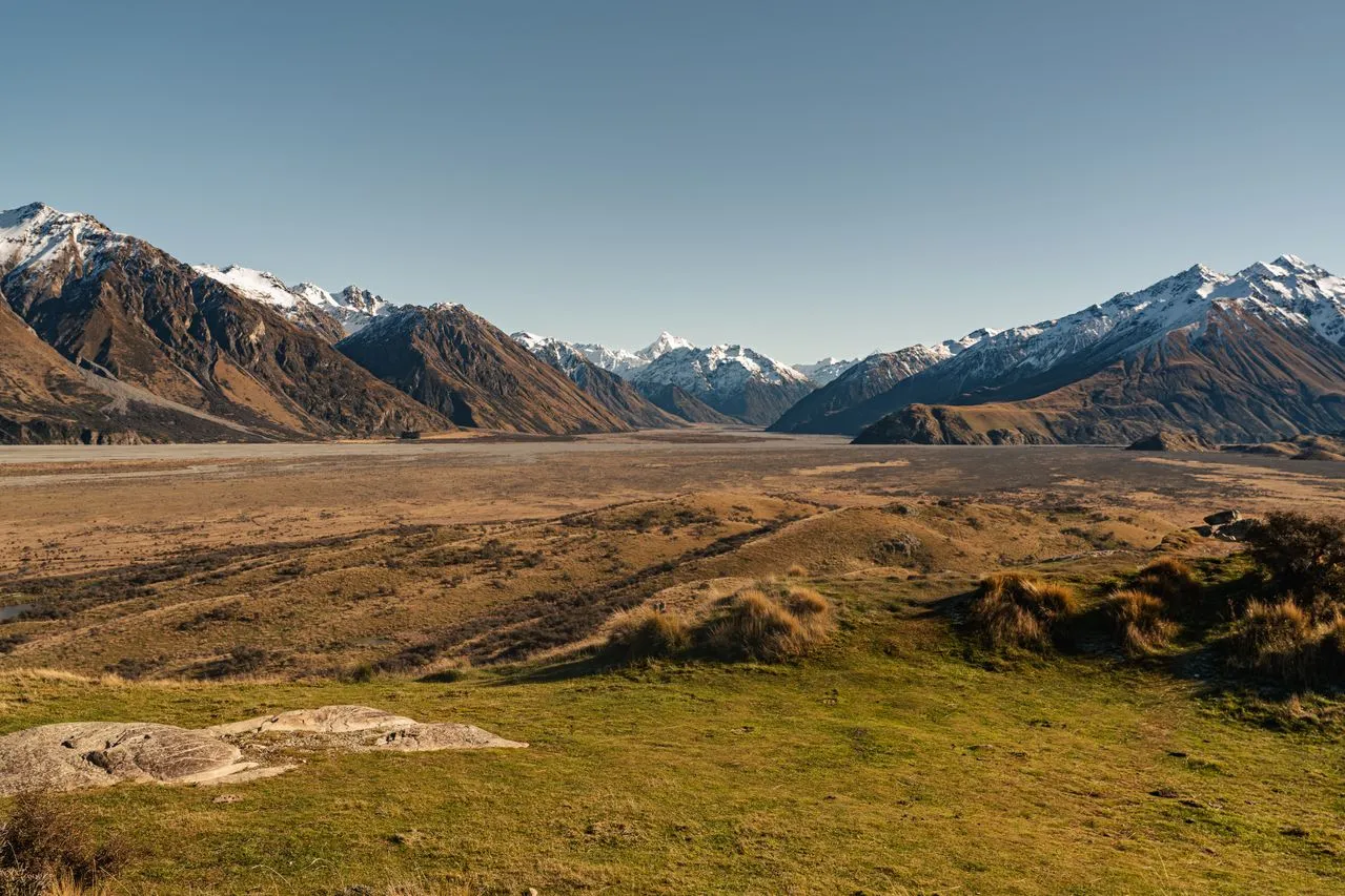 Queenstown to Christchurch via Mount Cook - Image 1