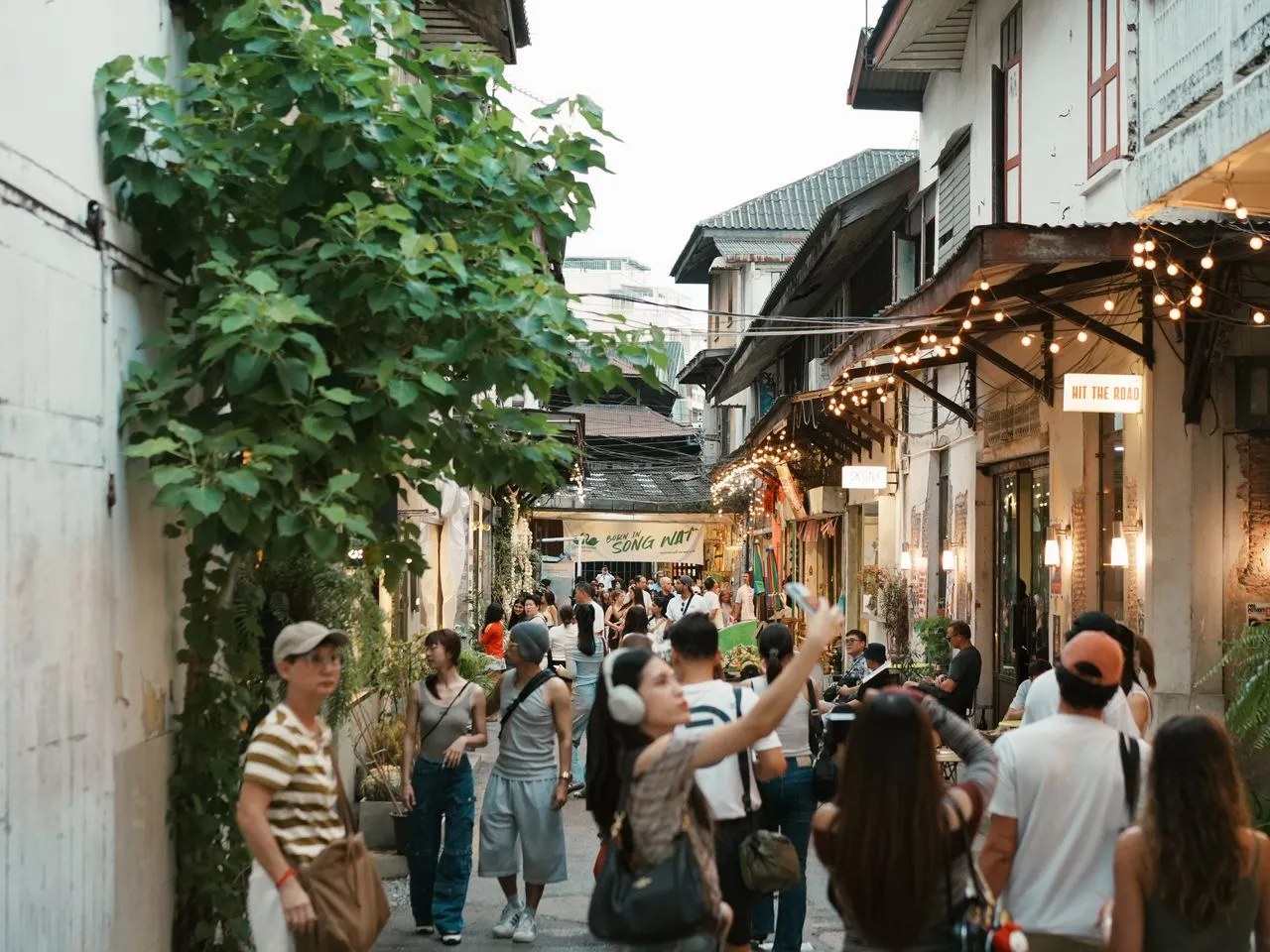 Phuket City Tour - Image 1