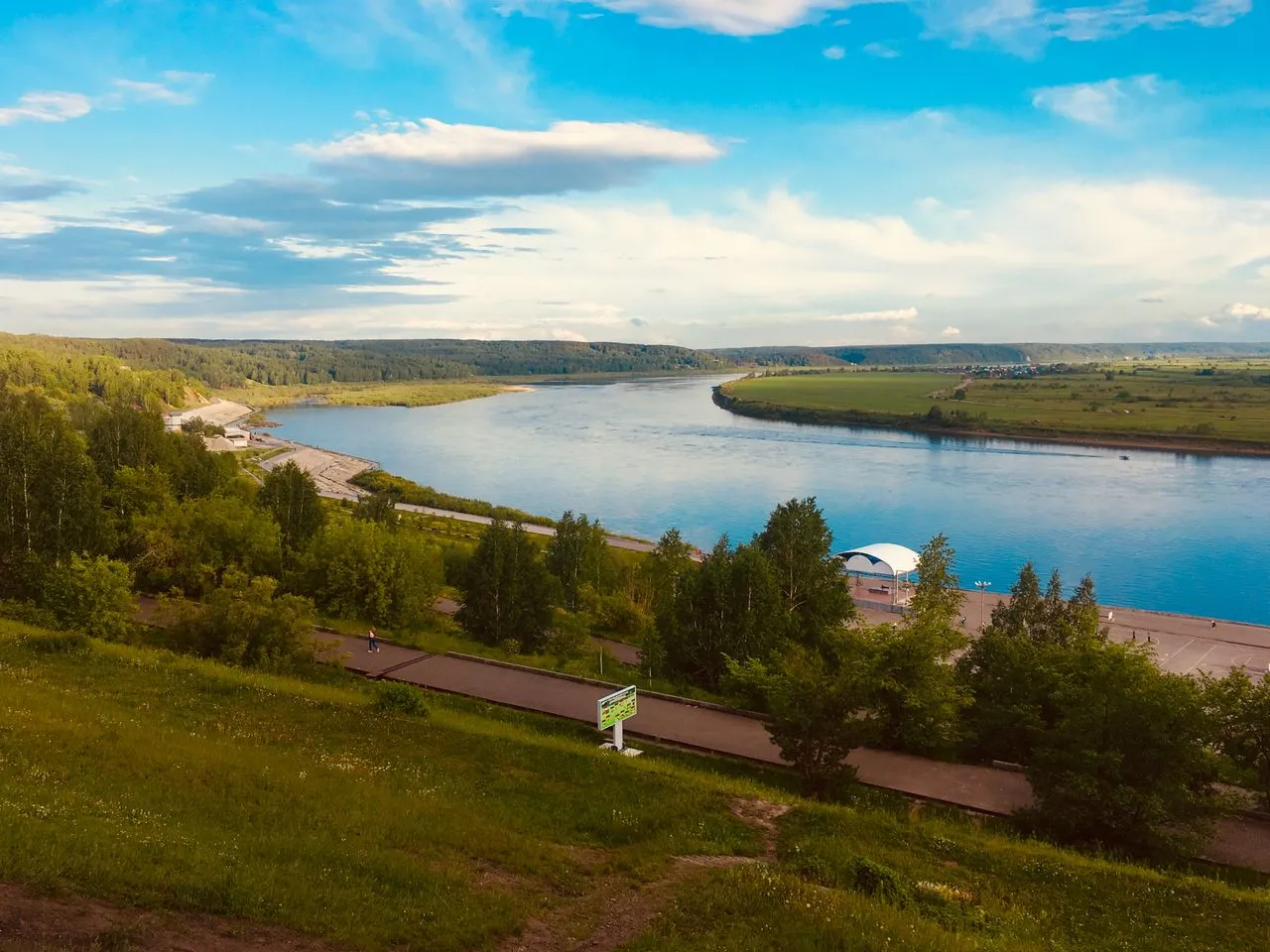 Scandinavian Cruise Packages Across the Baltic and Russia